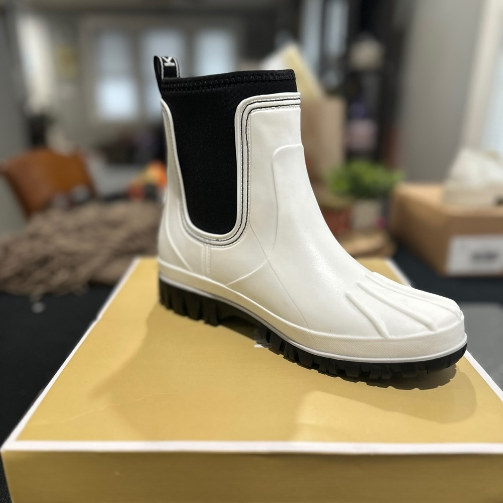 Micheal Kors Rain Boots